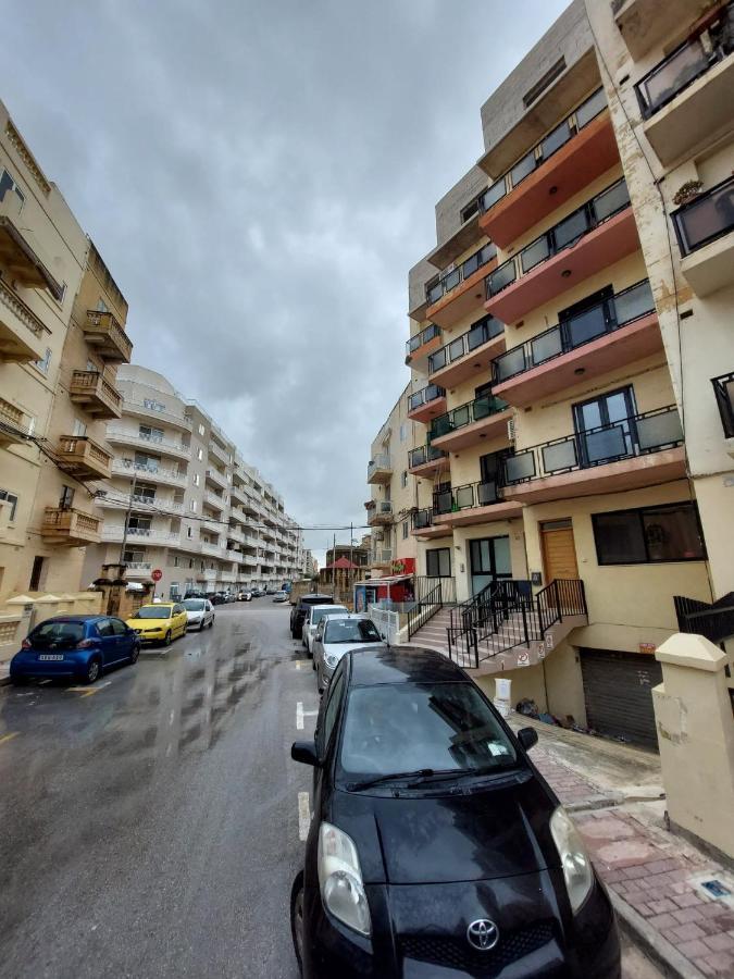 Sky Apartment 1 St. Paul's Bay Exterior foto